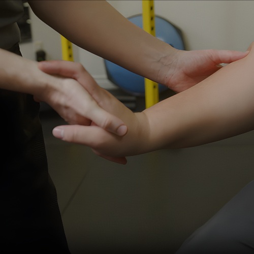 arthritis-hand-flexing-regent-health-centre-hamilton-on